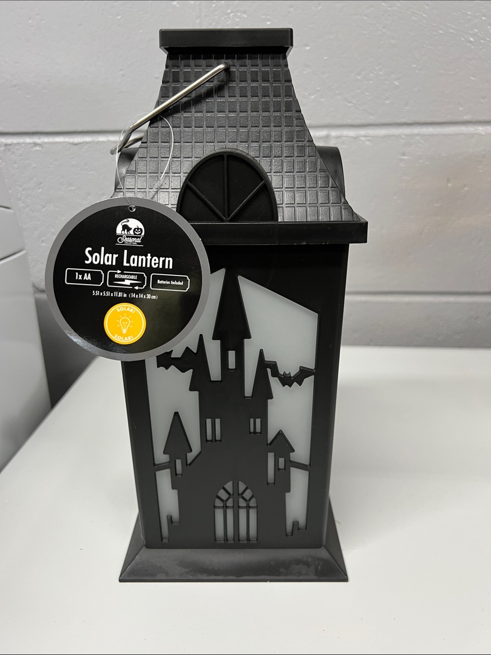 Solar Haunted Castle Lantern - Black